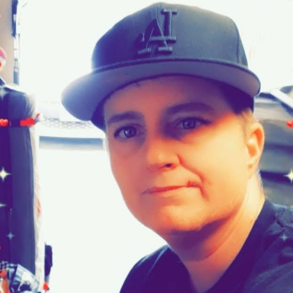 Meet your Posher, Stacy - Picture 6 of 6